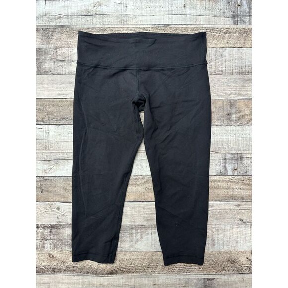 Lululemon Cropped Black Logo Activewear Yoga Pilates Workout Run Leggings Size 8 - Picture 2 of 7